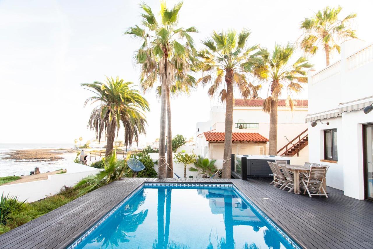 Villa Los Flamencos By Veaco- Beachfront & Pool Коральео Экстерьер фото